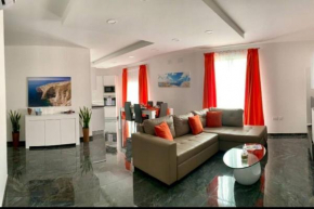 Central, Fully Equipped Modern Apartment - 2
